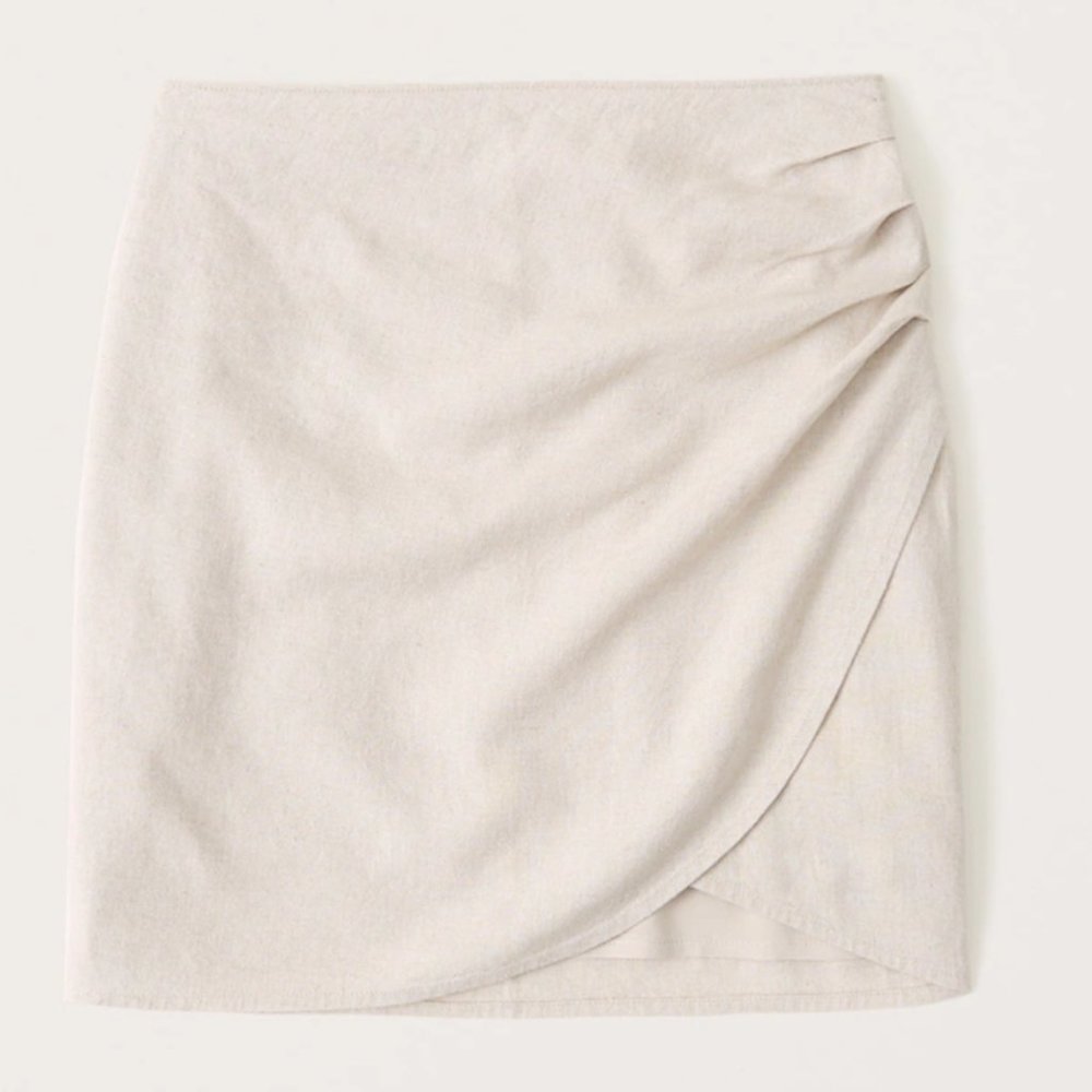NWOT Abercrombie & Fitch Ruched Linen Mini Skirt